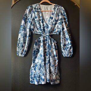 The Drop cotton sateen Floral Blue  cutout Dress